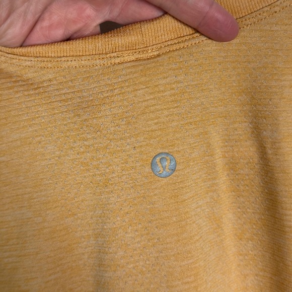 Lululemon Swiftly Tech Long Sleeve Mustard Yellow Gold Womens Size 6 Running Top - Picture 2 of 12